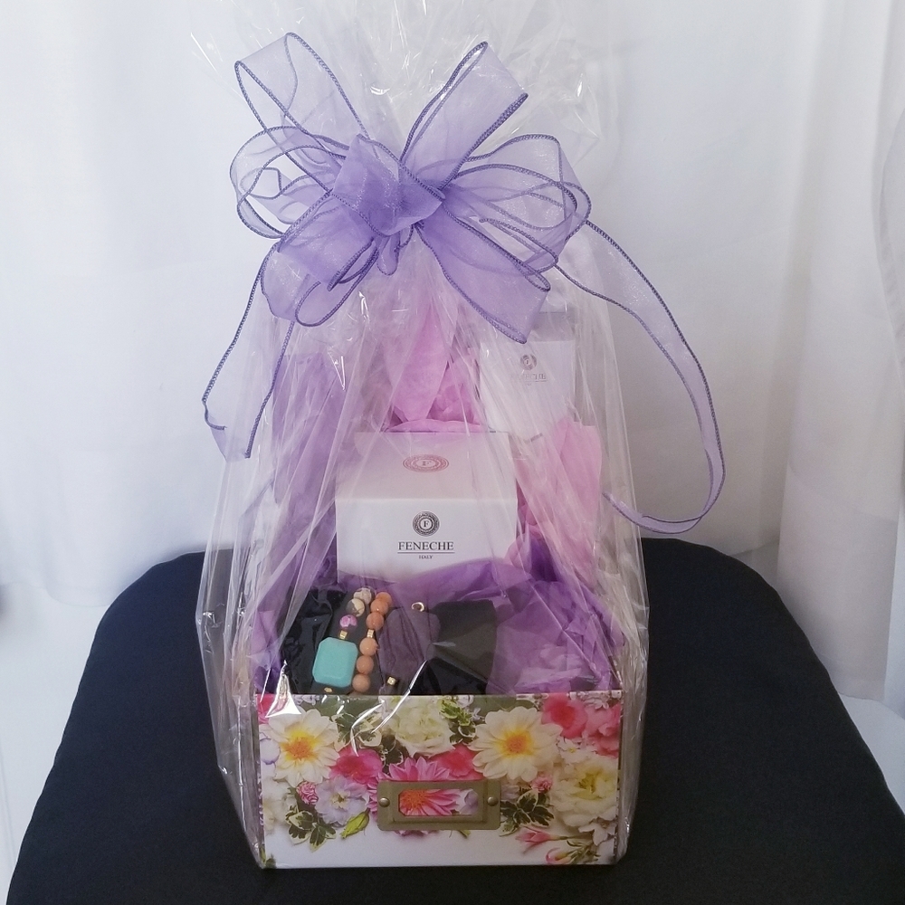 Gift Basket Feneche Skin Care Stone/Bead Bracelets